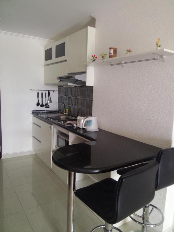 Joy Shop At View Talay 6 Apartment Pattaya Exterior photo