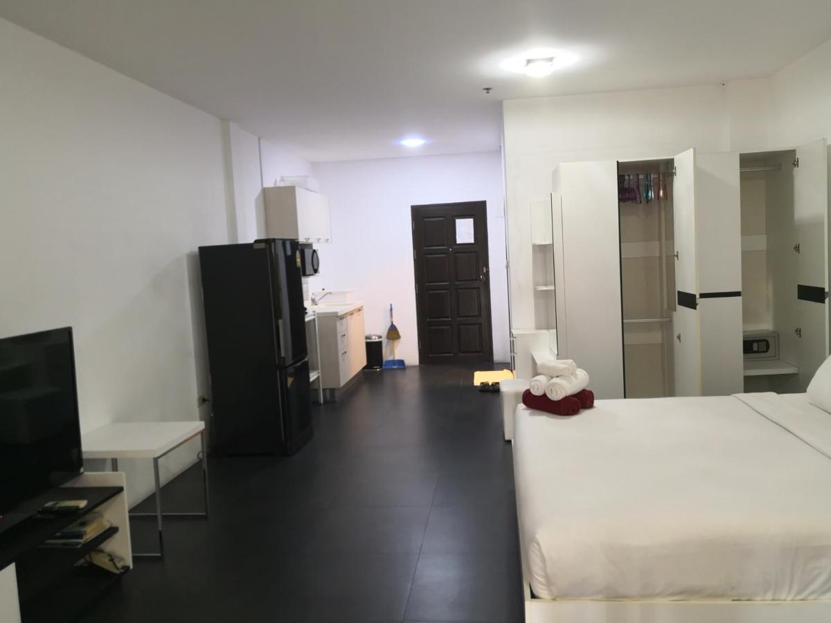 Joy Shop At View Talay 6 Apartment Pattaya Exterior photo
