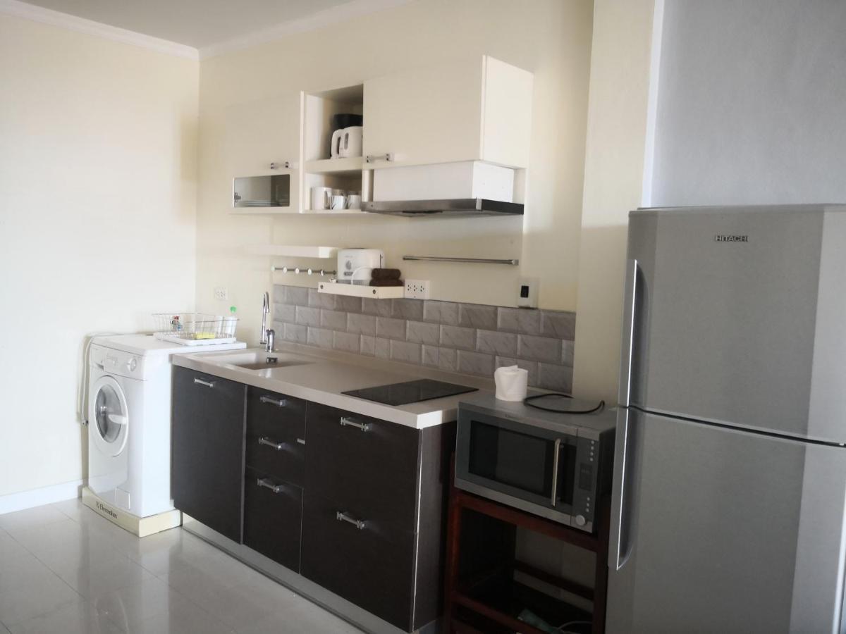 Joy Shop At View Talay 6 Apartment Pattaya Exterior photo