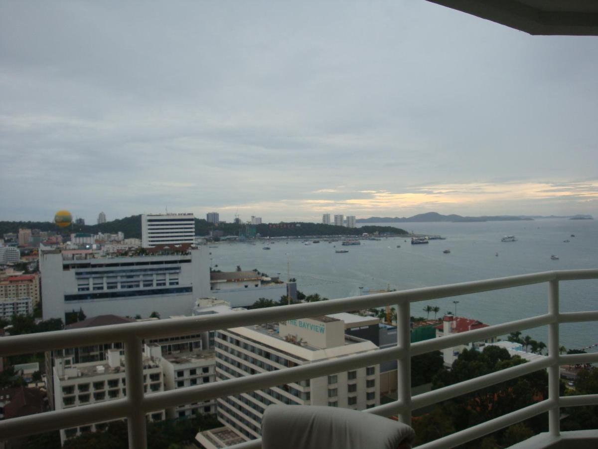 Joy Shop At View Talay 6 Apartment Pattaya Exterior photo